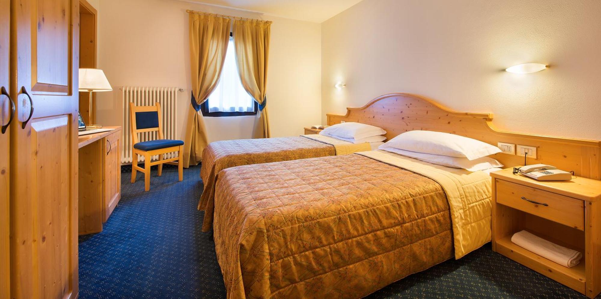פאיו Hotel Cristallo מראה חיצוני תמונה